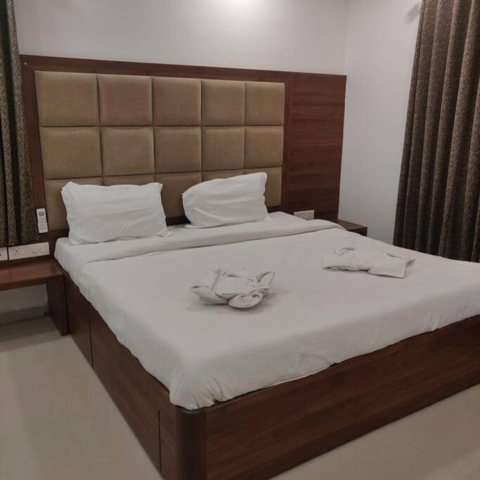 Chillx Comfort Stay 2Bhk Luxury Apt Arpora Extérieur photo